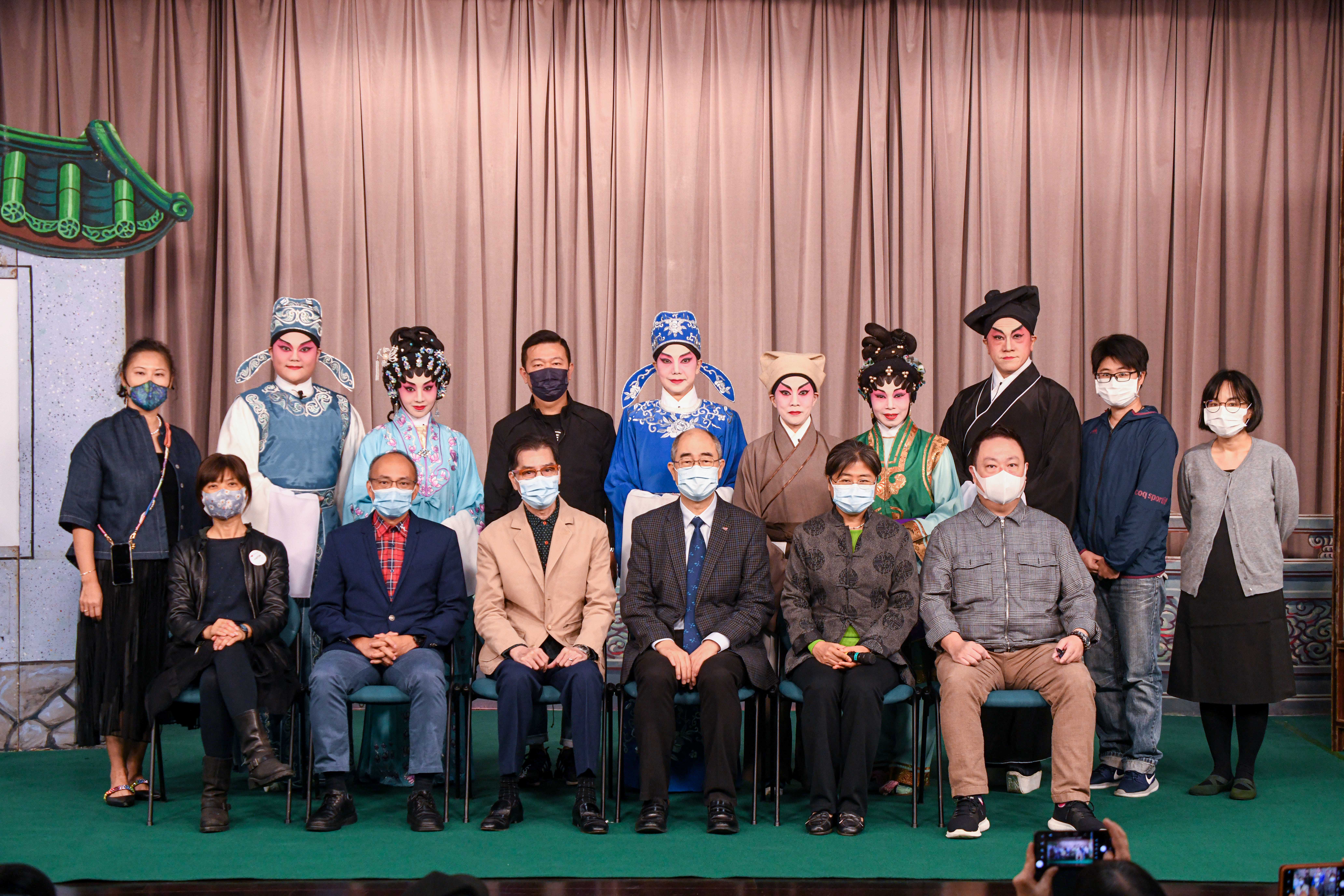 2021年10月22日,「粵劇新秀演出系列」首度於城市大學舉行大專導賞場——《夢斷香銷四十年》